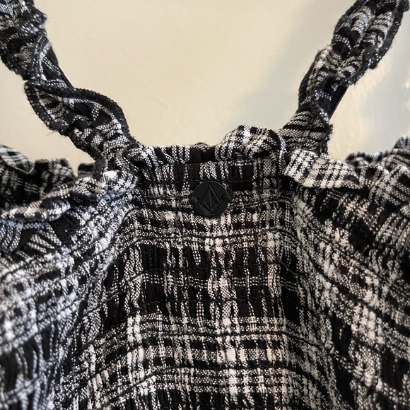 Volcom Women’s Black & White Smock Fitted Dress. Sz XS - Picture 3 of 8